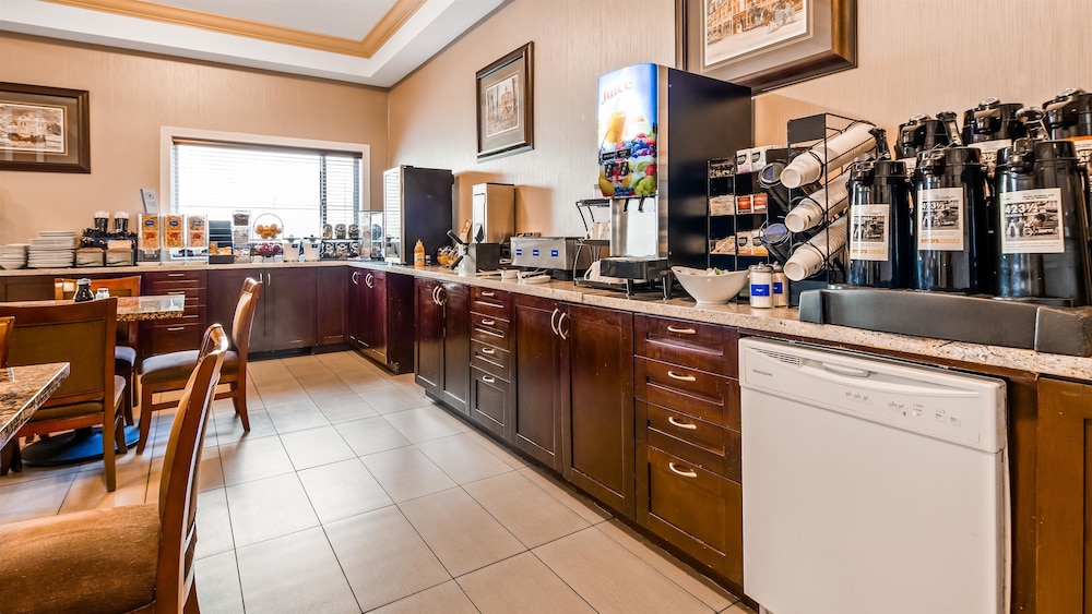 Best Western Williams Lake Hotel 27/39