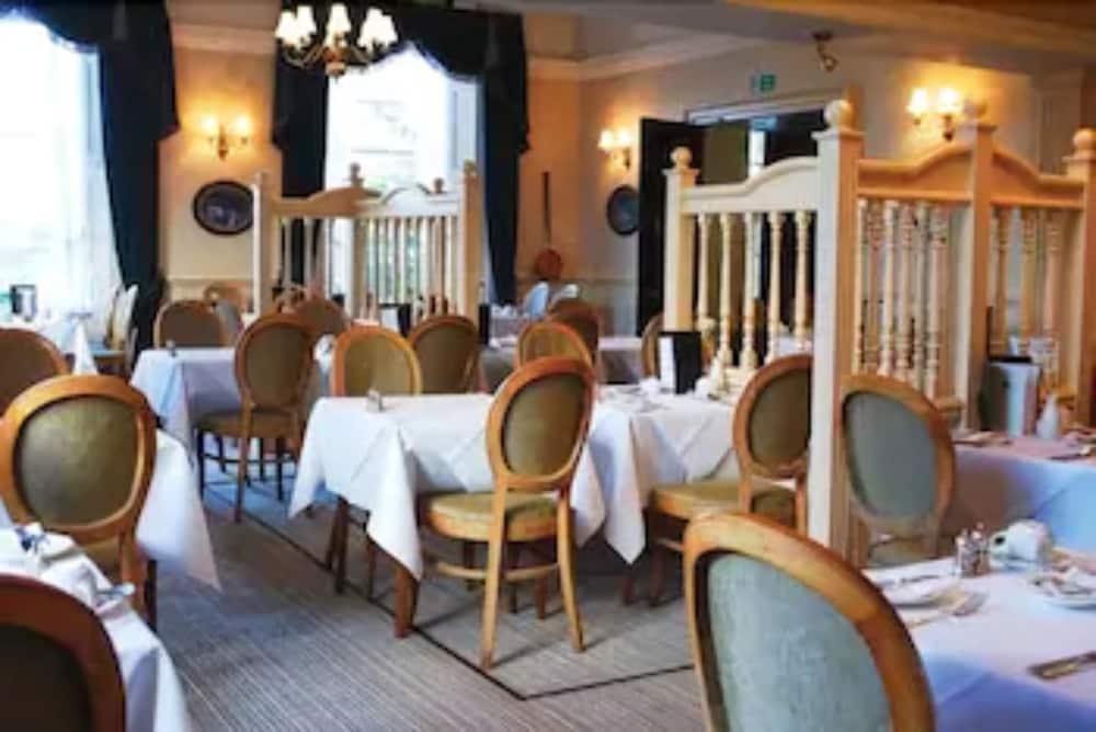 Best Western Lamphey Court Hotel 54/63