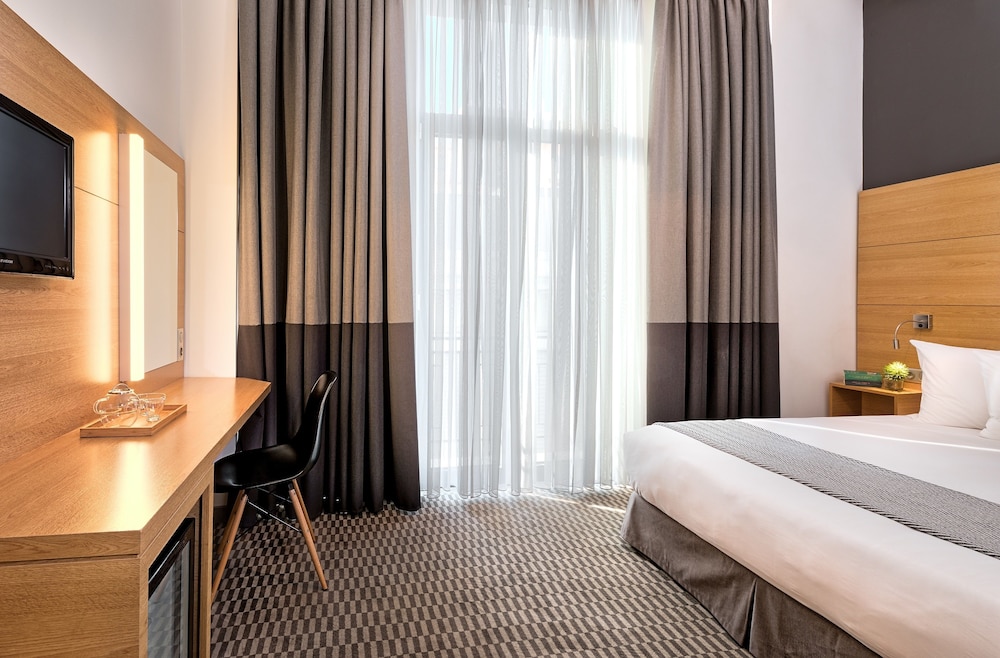 Hotel Aegli 31/75