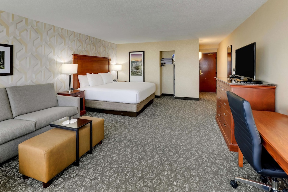 Drury Inn & Suites Marion 14/50