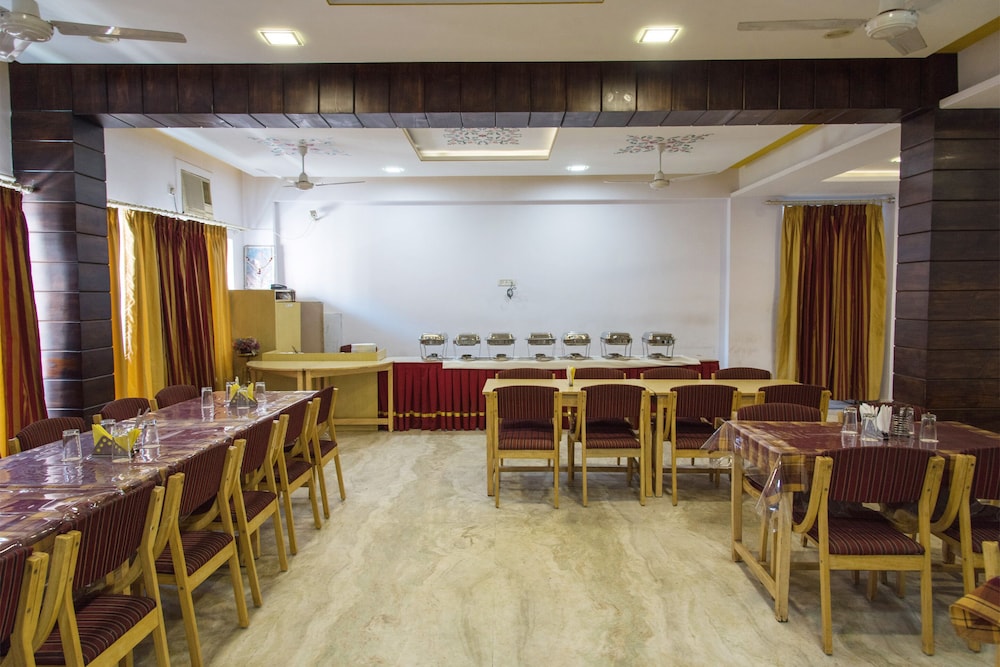 HOTEL GORBANDH 36/48