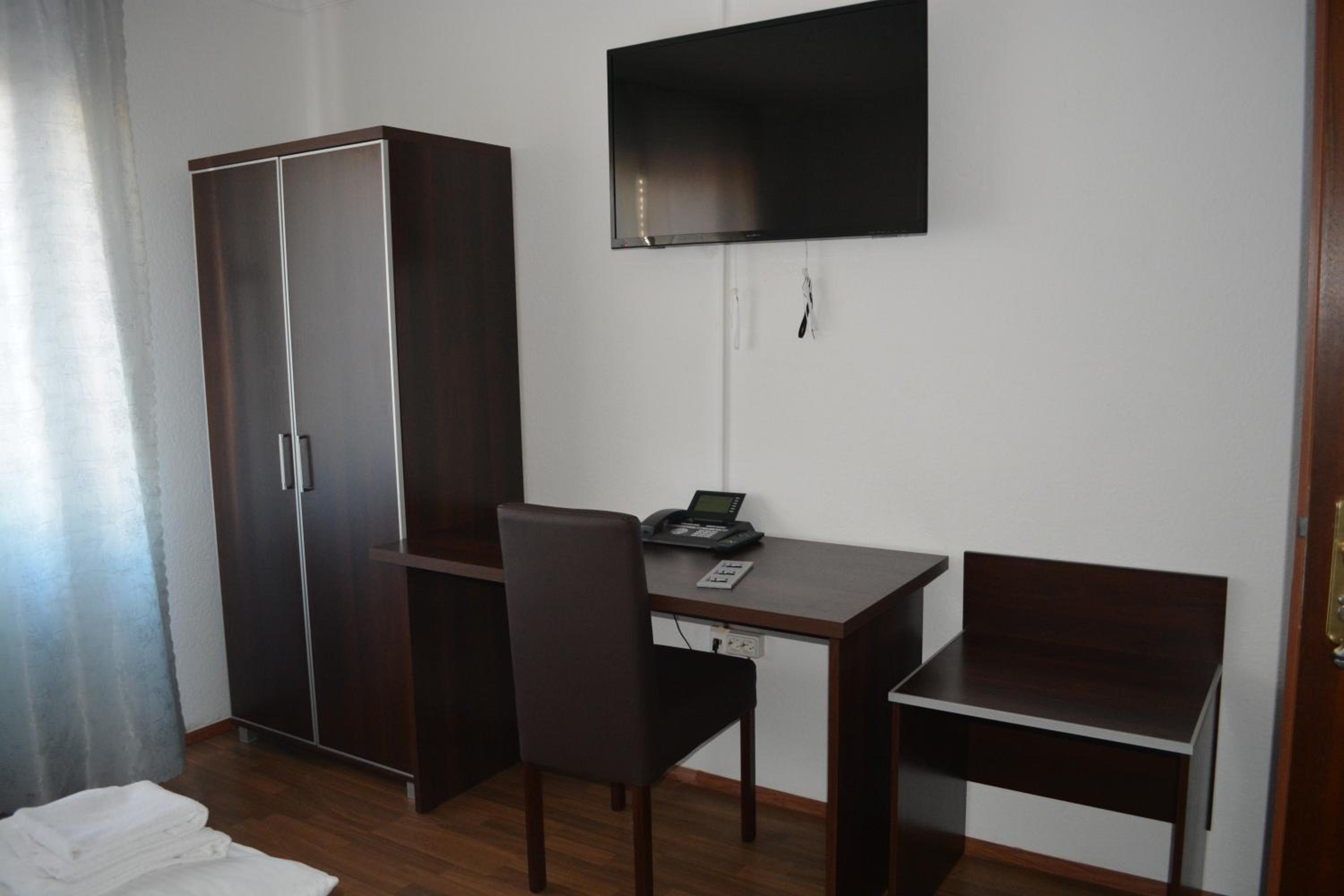 B&D Hotel 14/19