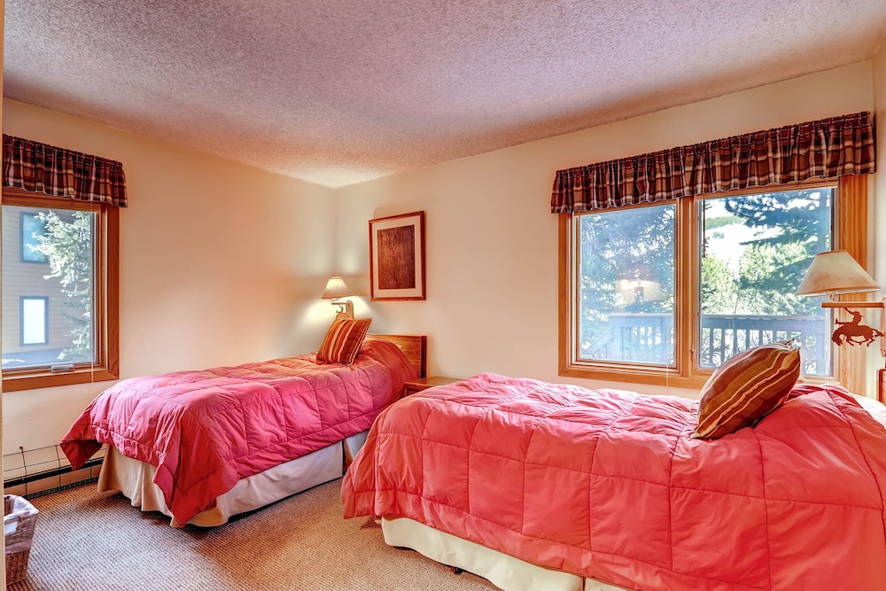 3 Bedrooms, Condo, Key, 2 Bathrooms