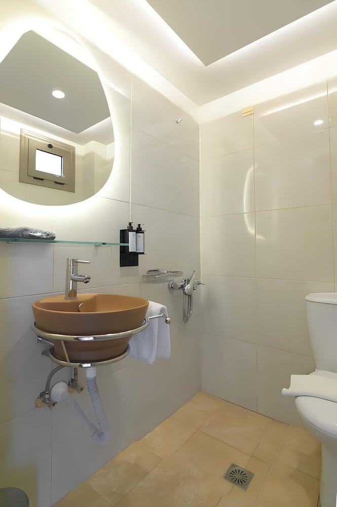 فيلا بسريرين كينج بإطلالة على البحر بغرفتي نوم مع أريكة بمسبح خاص، THE NOVERIAN Scenic Crete 5* Hilltop Villa Resort & Spa 4/6