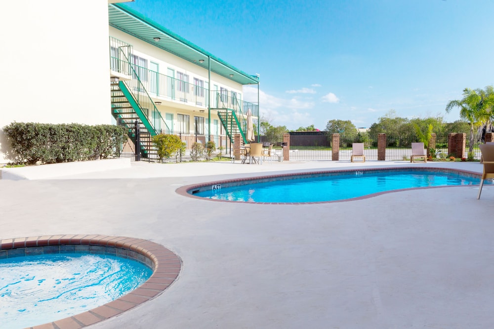 Marina Motel Chalmette 8/55