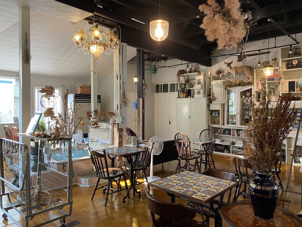 Little Barrel Guest House - Hostel 71/81