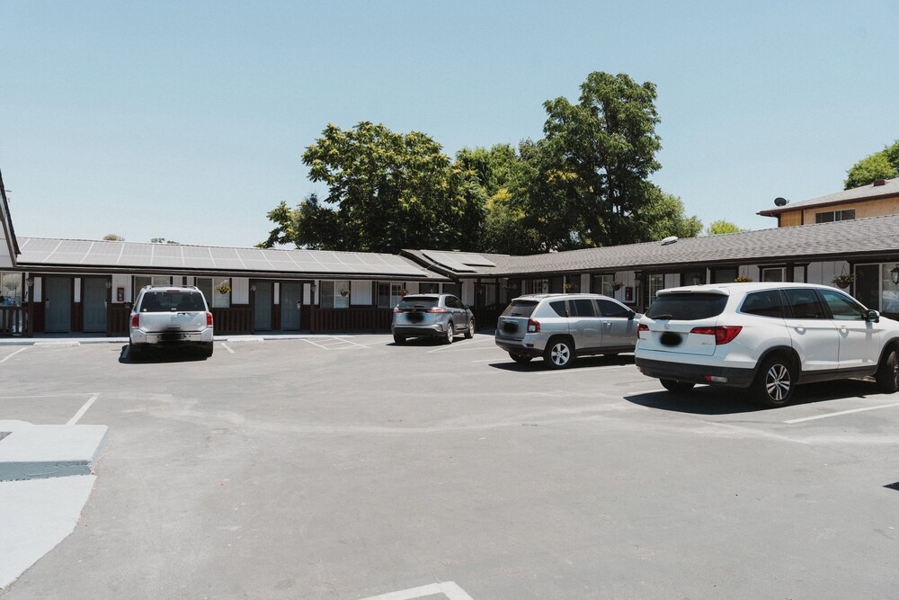 Paso Robles Wine Country Inn 30/39