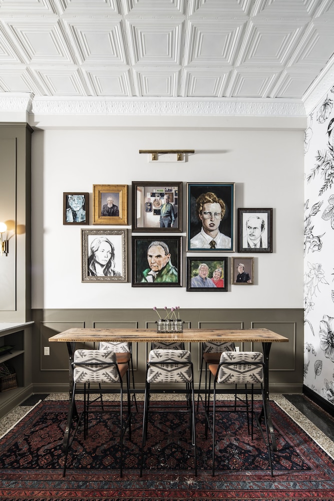 The Armstrong Hotel 50/59