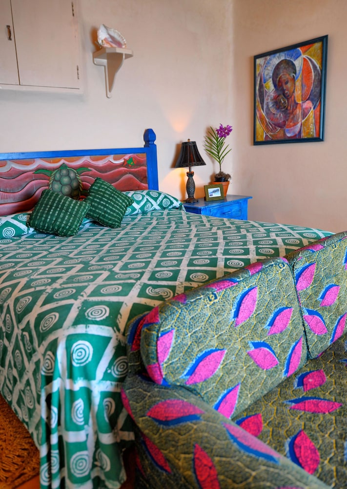 1 Bedroom, Lower, Deluxe, Suite, King Bed, Ocean View