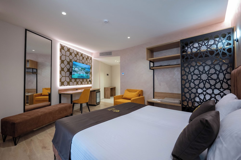 Hotel Dior 30/60
