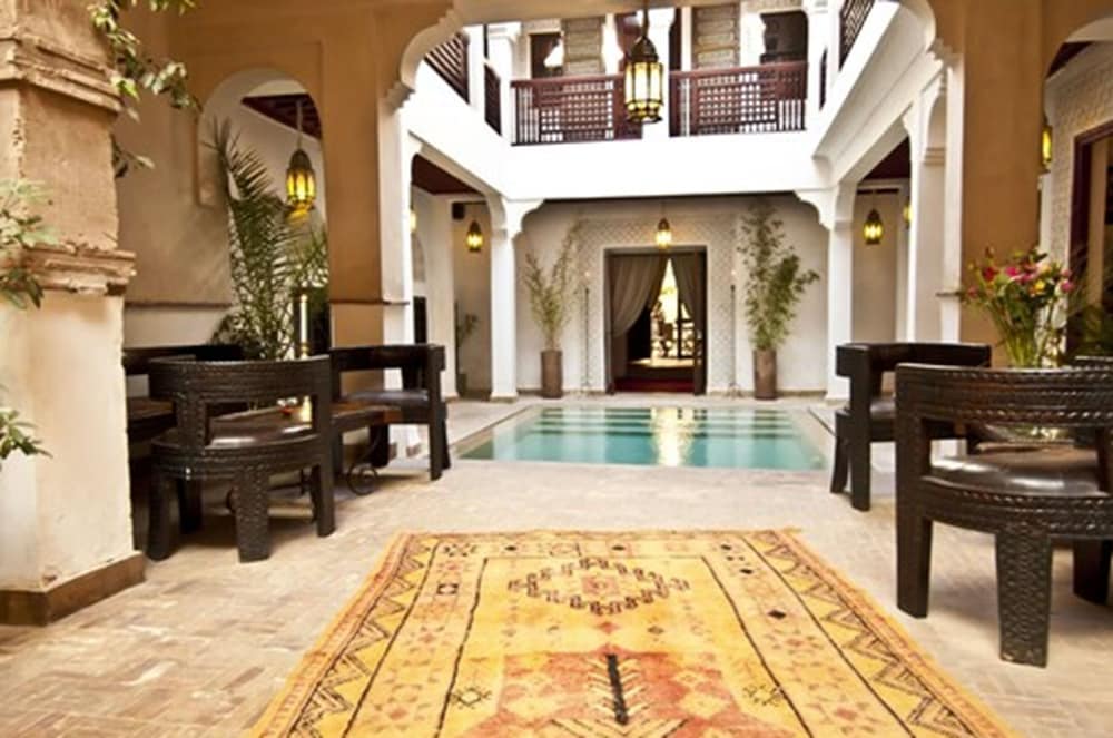 RIAD ALADDIN 67/76