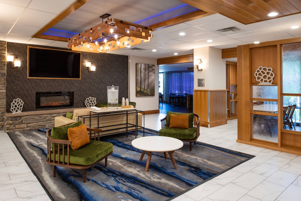 Fairfield Inn and Suites by Marriott Bakersfield Central 22/37