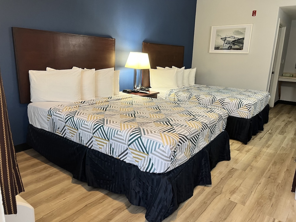 Baymont by Wyndham Ridgecrest 21/49
