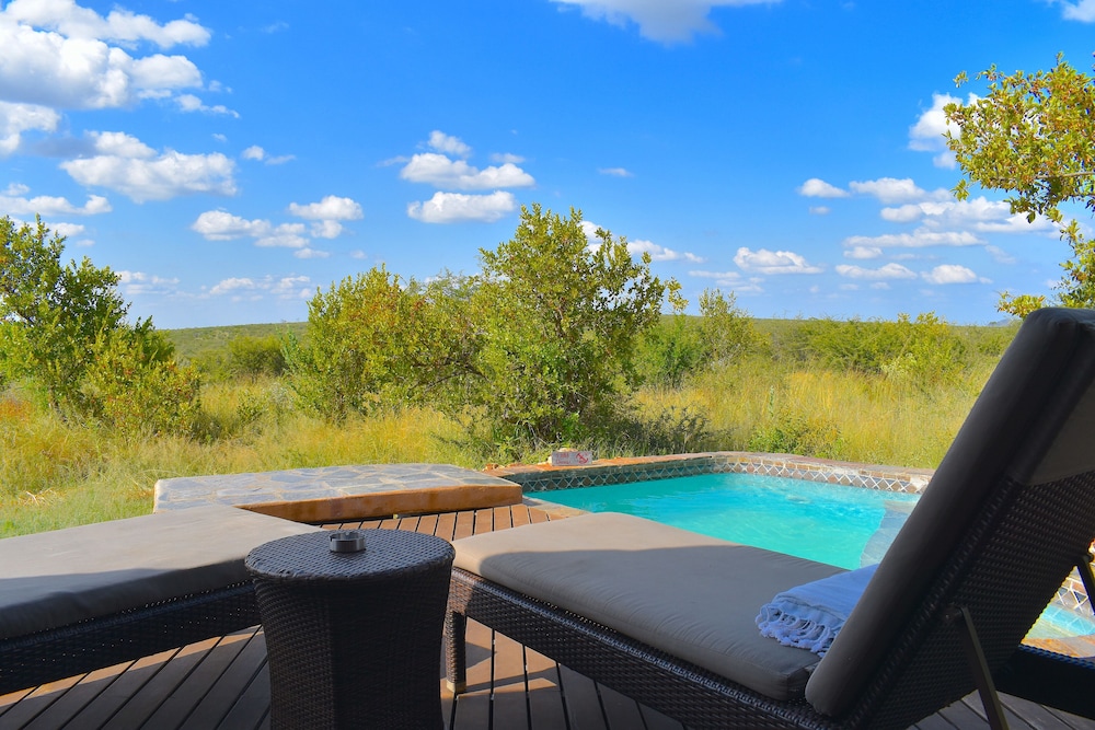 Rhulani Safari Lodge 6/76
