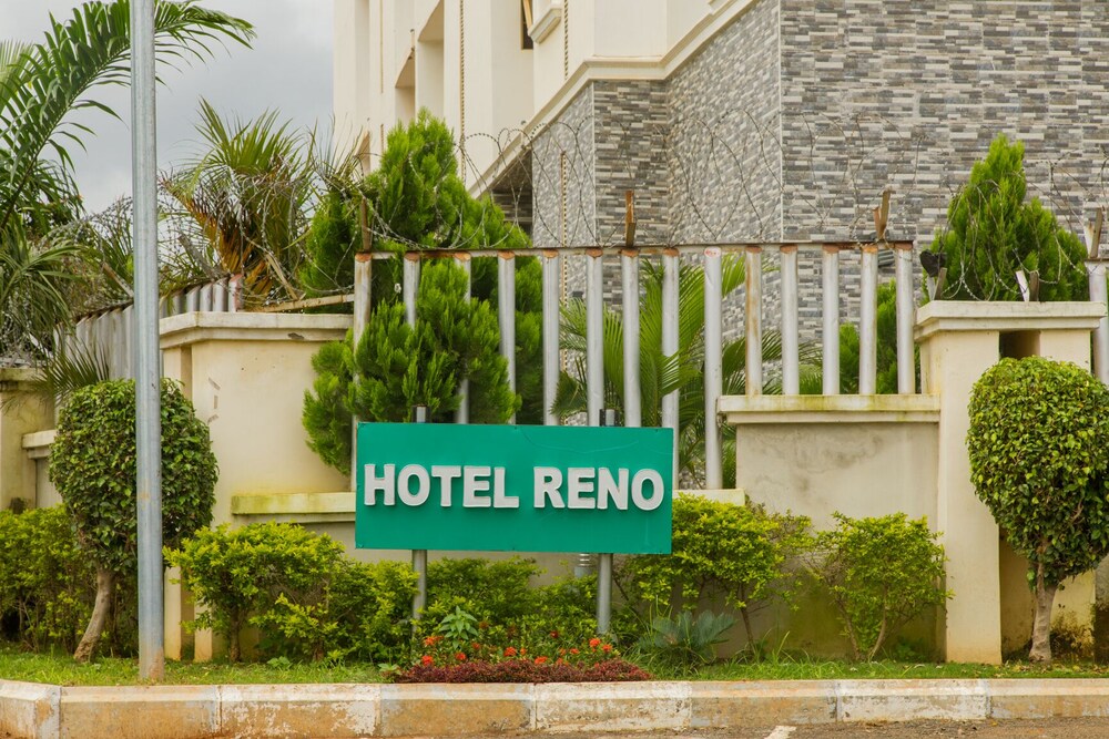 Hotel Reno 12/50