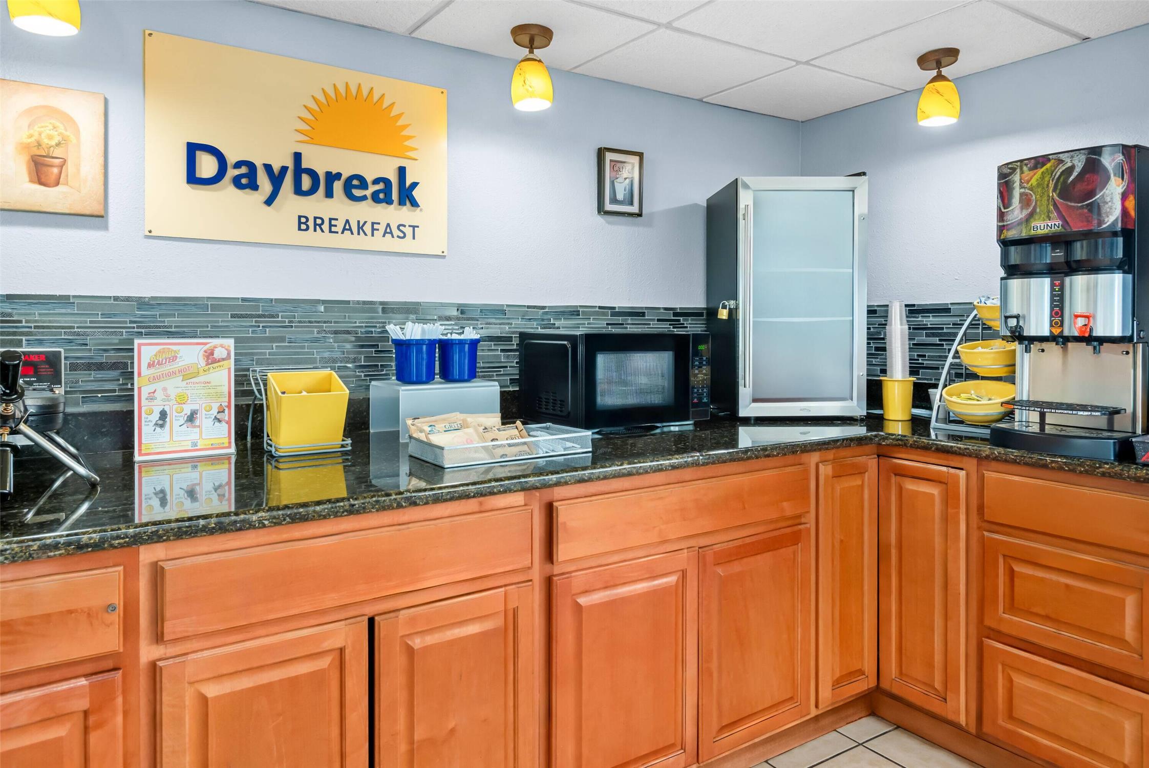 Days Inn by Wyndham Lafayette Near Lafayette Airport 8/43