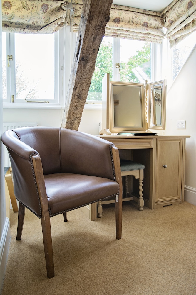The Waveney House Hotel 34/58