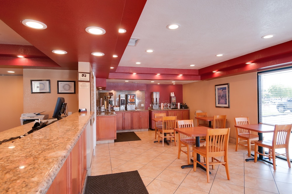 Vagabond Inn Bakersfield North 36/36