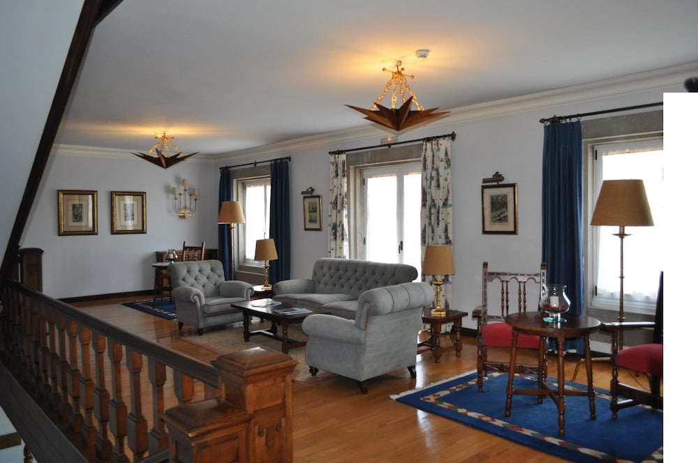 PARADOR DE FERROL 18/40