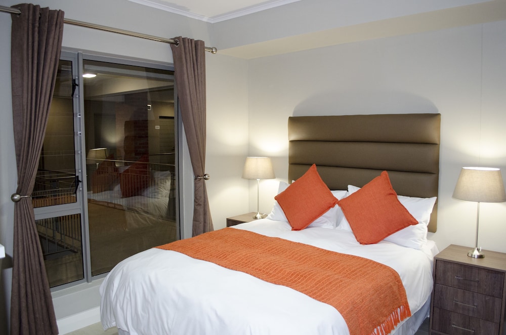 Mayfair Luxury Apartments 15/50
