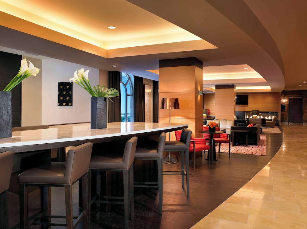 Hyatt Regency Bellevue 54/72