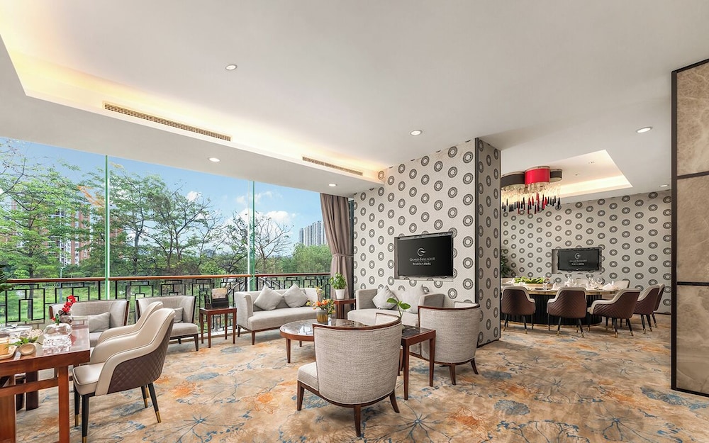 Grand Skylight International Hotel Guanlan 27/50