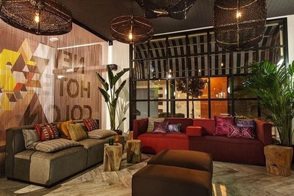 NEW HOTEL COLON 37/61
