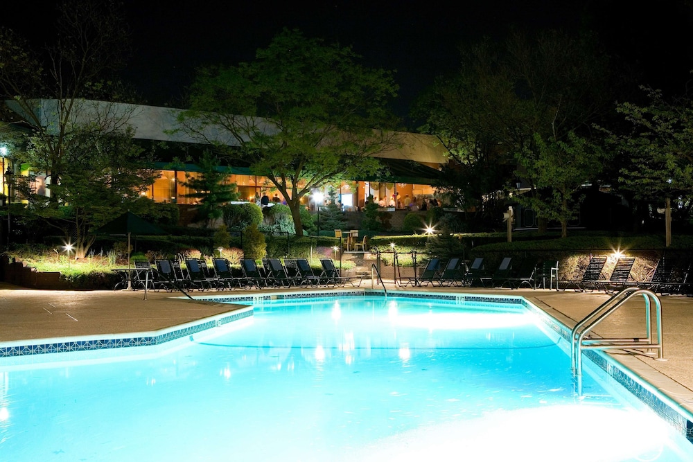 Hotel Woodcliff Lake image