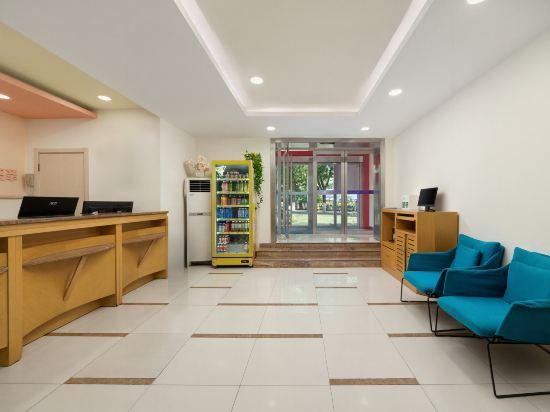 Grace Inn Yantai Huanshan Road 15/42