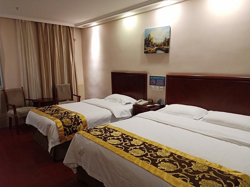 GreenTree Inn Beijing Chaoyang District Xizhihe Commercial Center Express Hotel 9/18