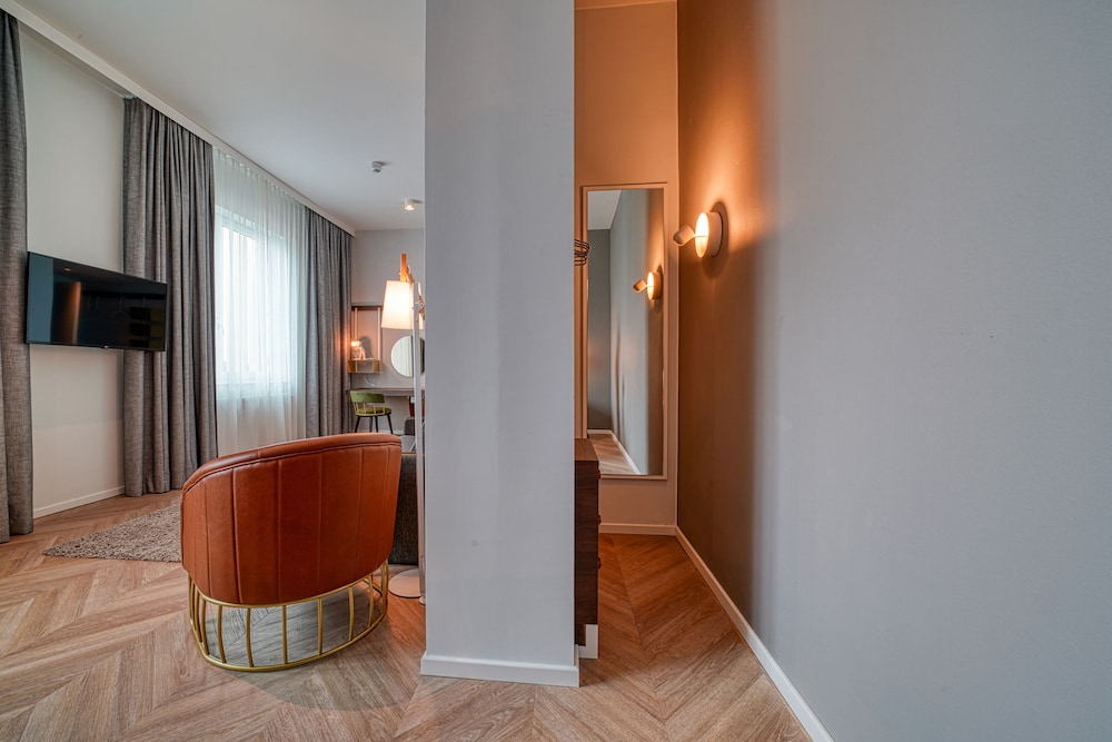 Vienna House Easy by Wyndham Augsburg 32/55