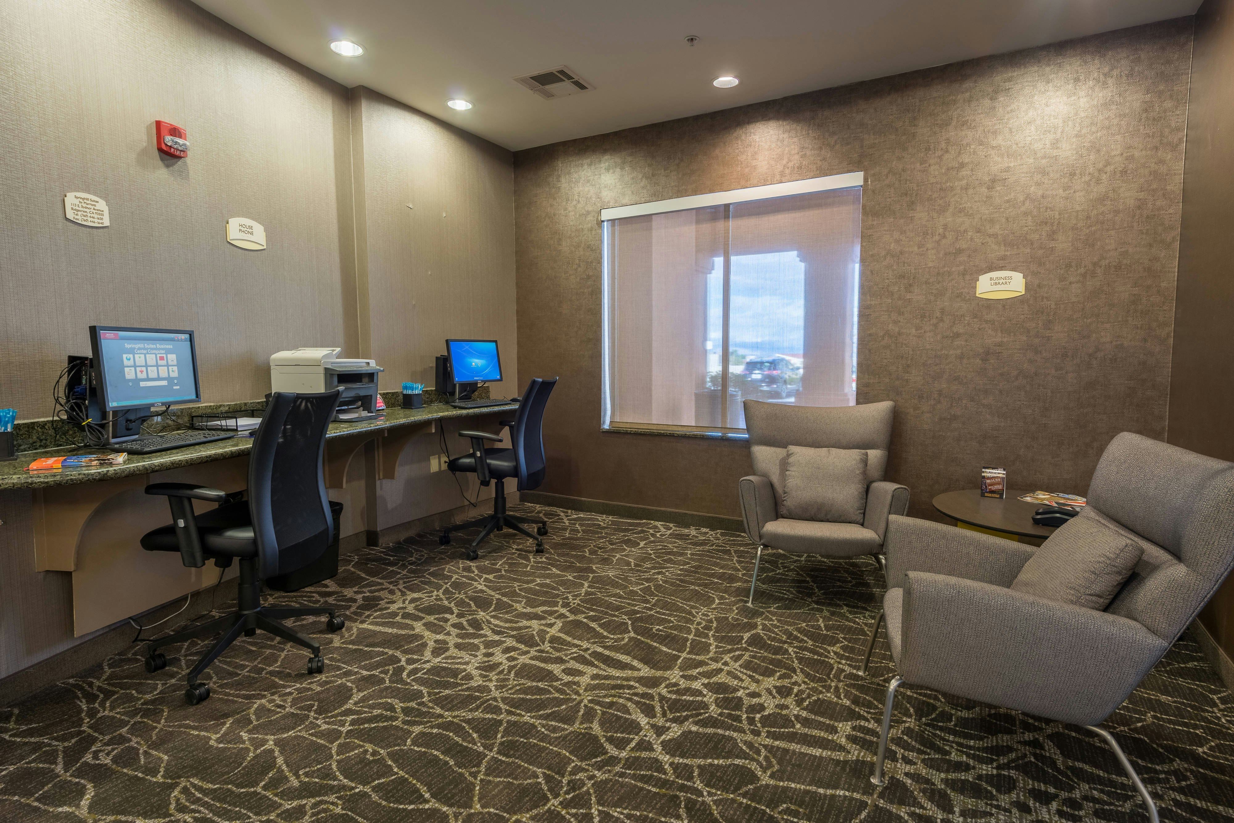 Springhill Suites by Marriott Ridgecrest 39/44