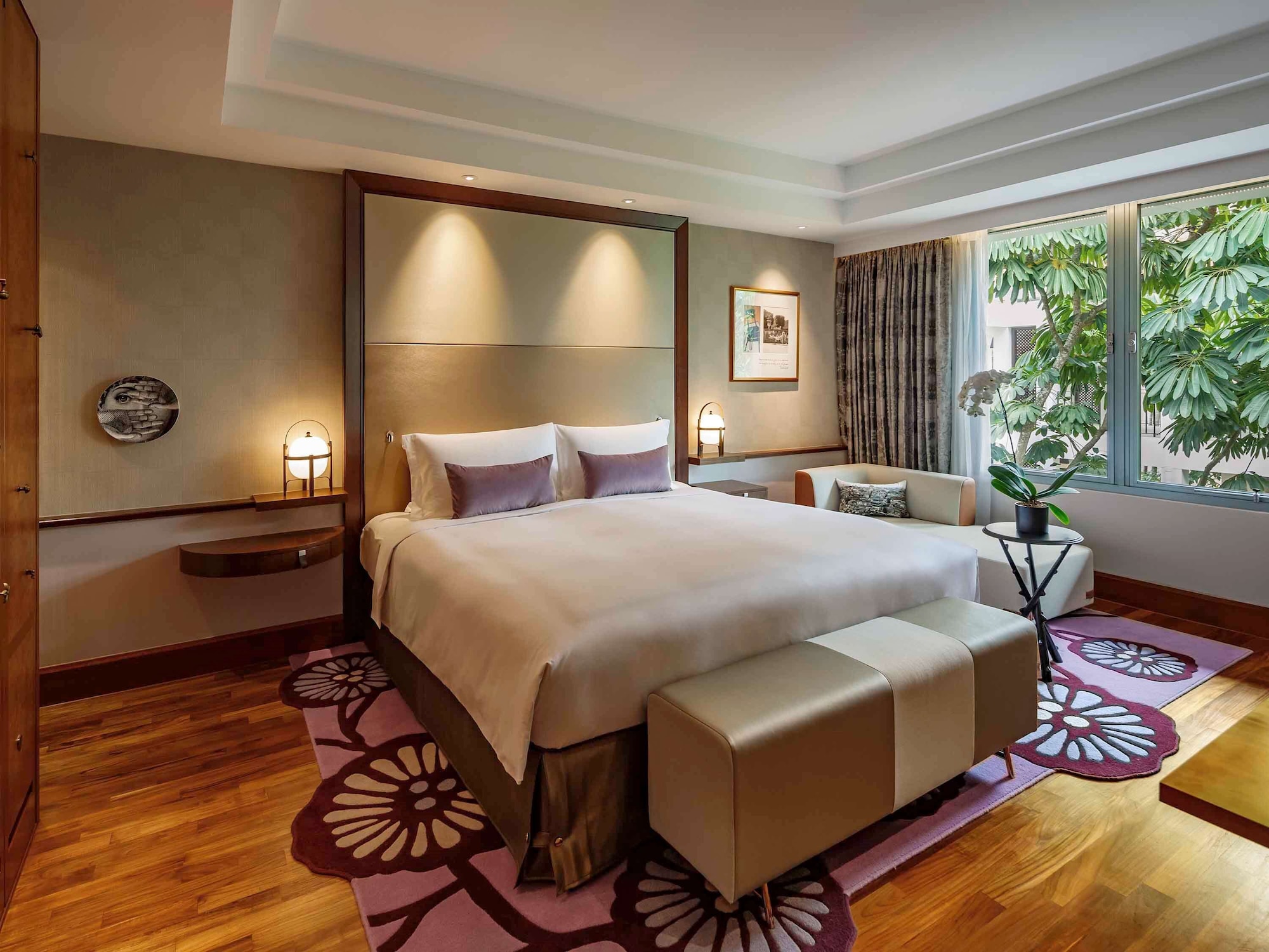 OPEN PLAN, JUNIOR SUITE, KING BED