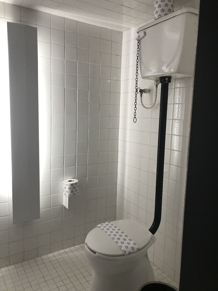 Carlota Hotel 46/50