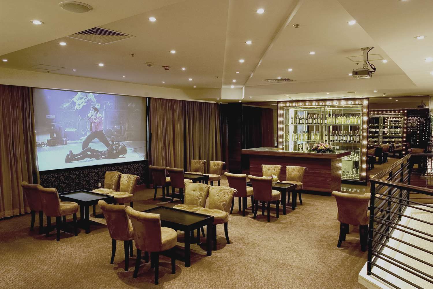Best Western Plus Hotel Hong Kong 33/37