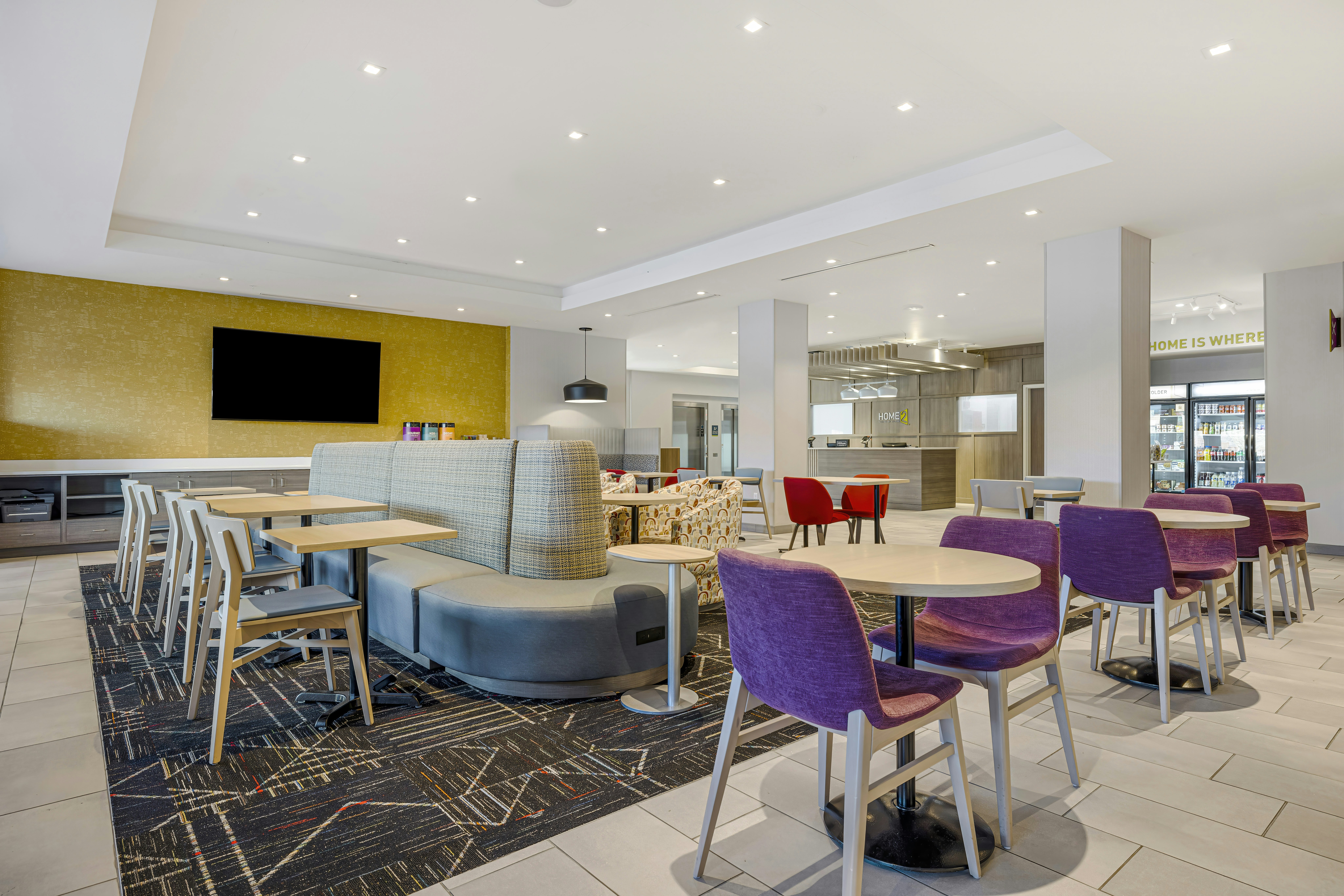 Home2 Suites by Hilton Colorado Springs Airport 22/25