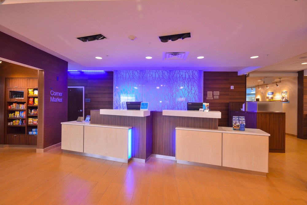 Fairfield Inn Suites St Louis Pontoon Beach Granite City 5/37
