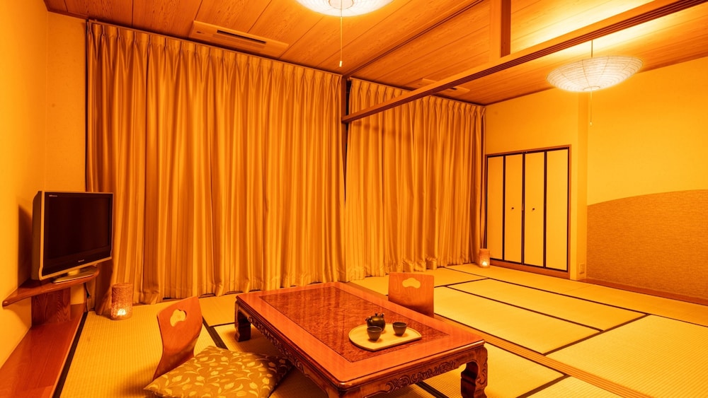 غرفة يابانية قياسية بغرفتين بدون إطلالة بحوض استحمام، Ooedo Onsen Monogatari Premium Hotel Fugetsu 3/4