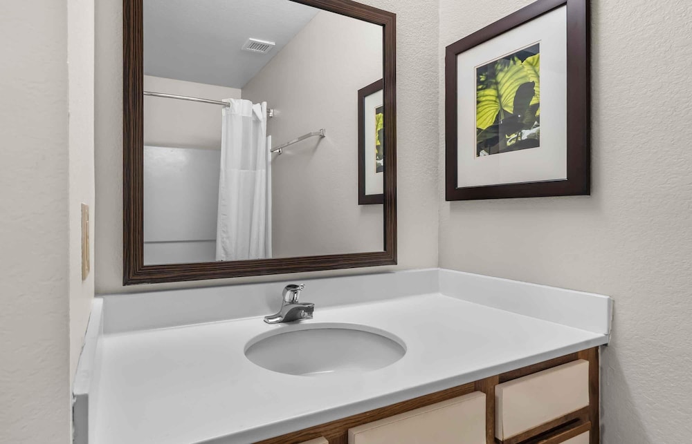 Extended Stay America - Dallas - Plano Parkway 64/64