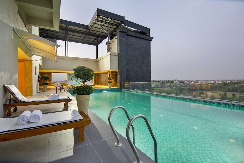 Sarovar Portico Sonepat 26/37