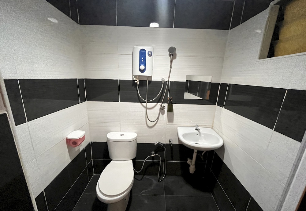 Hotel O RAHMAH SOJOURN CENTRE 19/19
