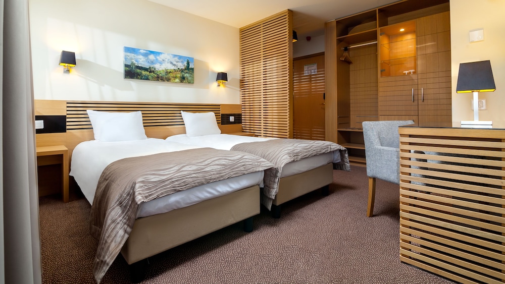Ana Hotels Sport Poiana Brasov 12/33