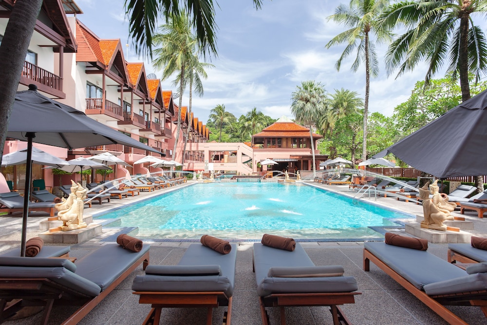 Seaview Patong Hotel 9/69
