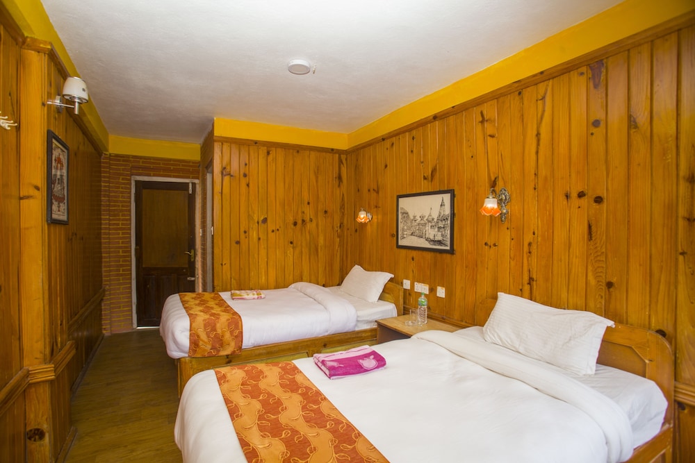 Langtang View Nagarkot Bed Breakfast 13/37