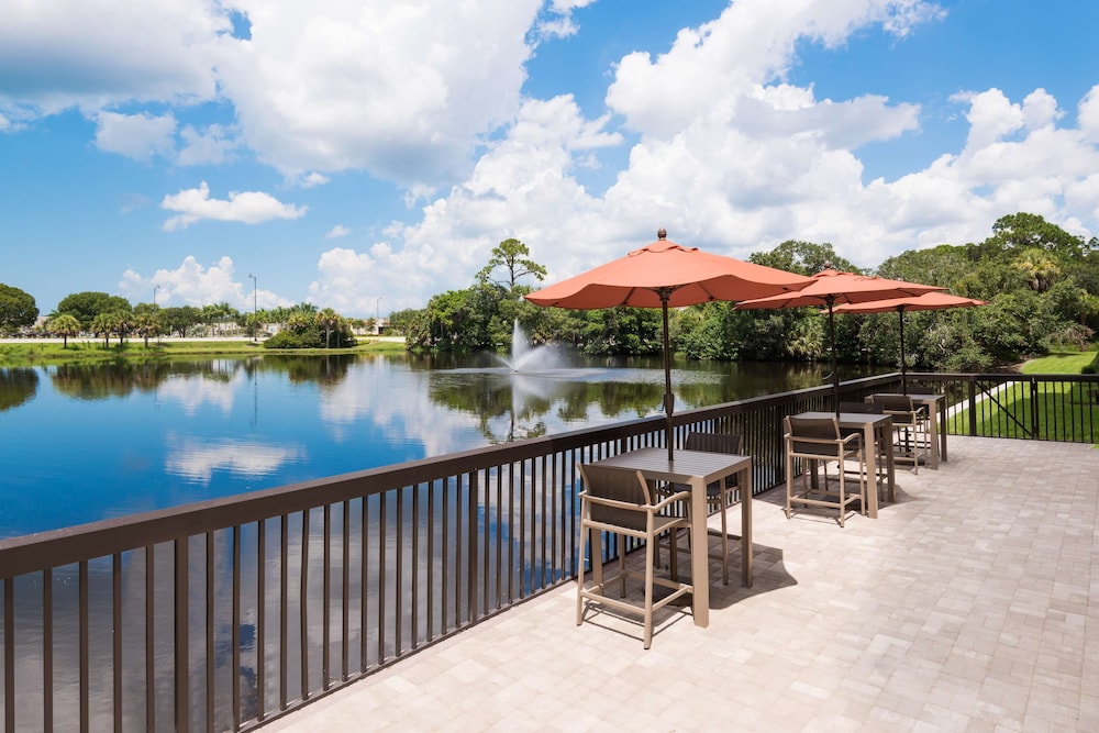 Hampton Inn By Hilton Bonita Springs / Naples - North in BONITA SPRINGS - FL
