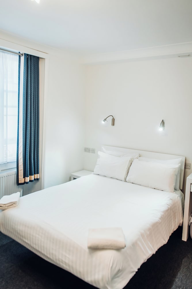 Hotel Meridiana 7/41