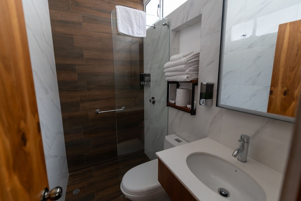 Sangay Spa Hotel 49/50