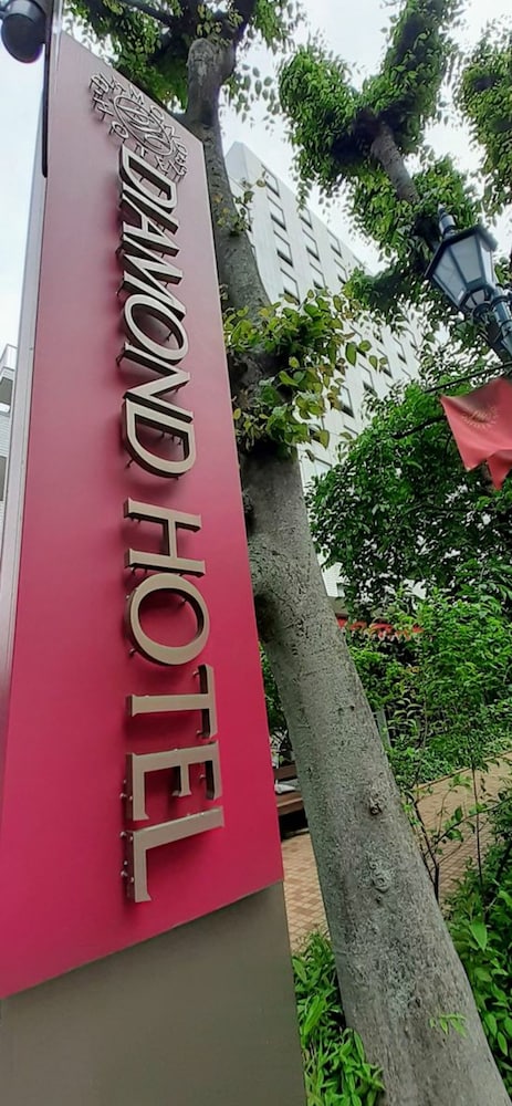 Diamond Hotel 5/50