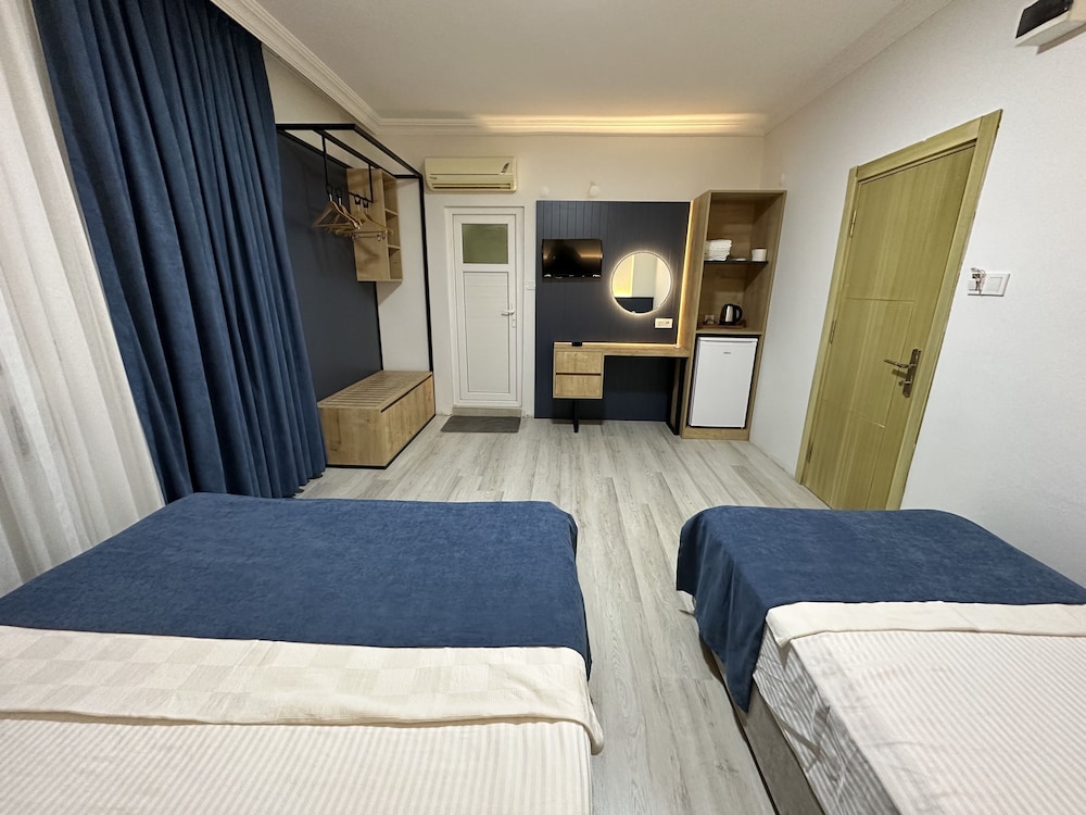 Enda Lara Hotel 8/20