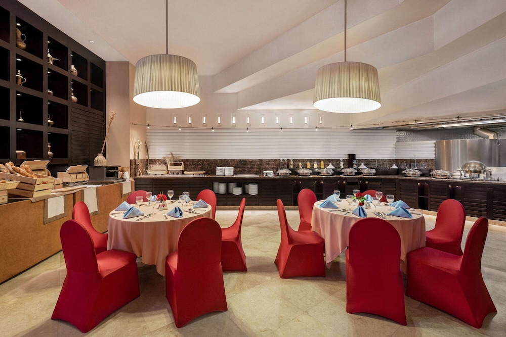 Ramada Plaza By Wyndham Dubai Deira 42/50